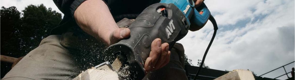 Сабельные пилы Makita